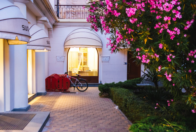 Reasons to Hire a Paving Contractor for Your Home Project